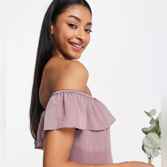Asos off-shoulder maxi bridesmaid dress in purple - Picture 4 of 7